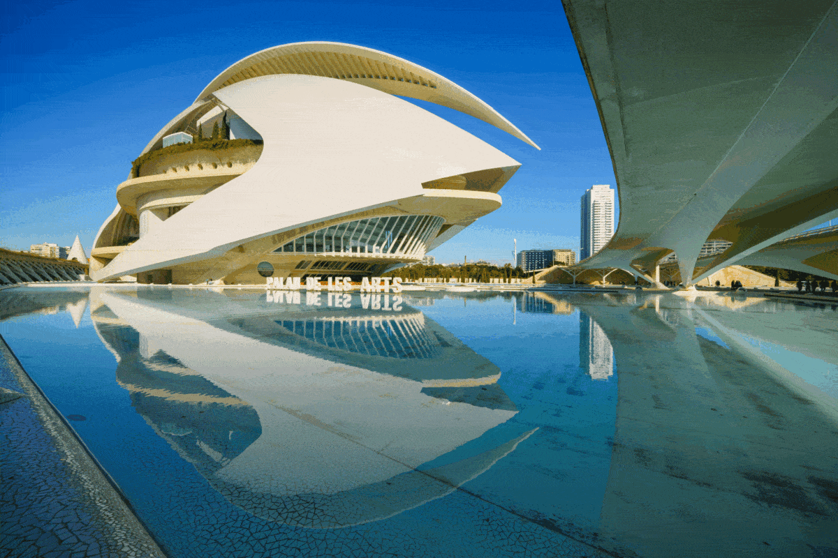 Composition Series: Valencia by Mark Banks