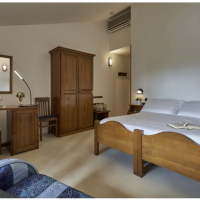 Hotel 2