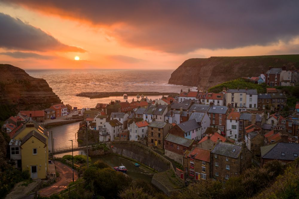 Yorkshire Coast: Day & Night